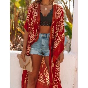 VICI | To Each Their Own Pom Duster Kimono